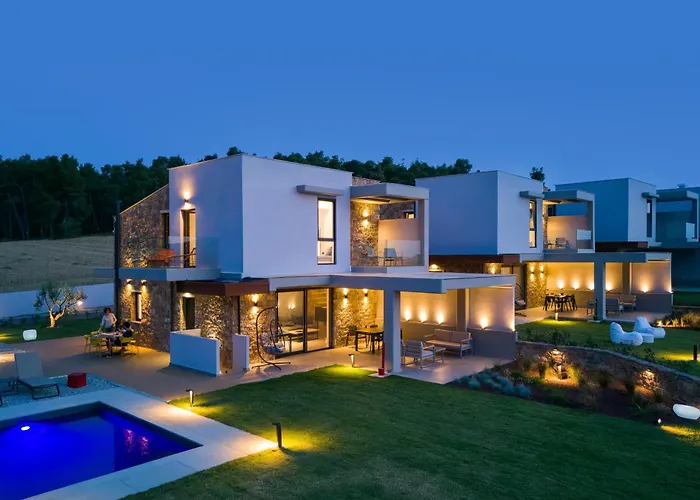 Sani E Belli, With Private Pool