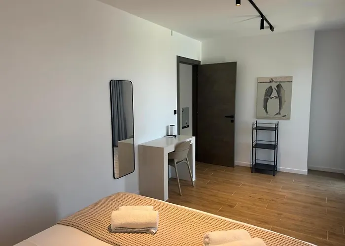 Sani E Belli, With Private Pool Villa *