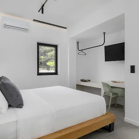 Sani E Belli, With Private Pool 别墅