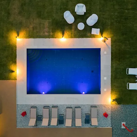 别墅 Sani E Belli, With Private Pool 撒尼海滩